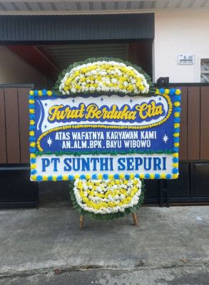 Papan Bunga Duka di Bendung