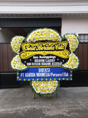Papan Bunga Duka di Bendung
